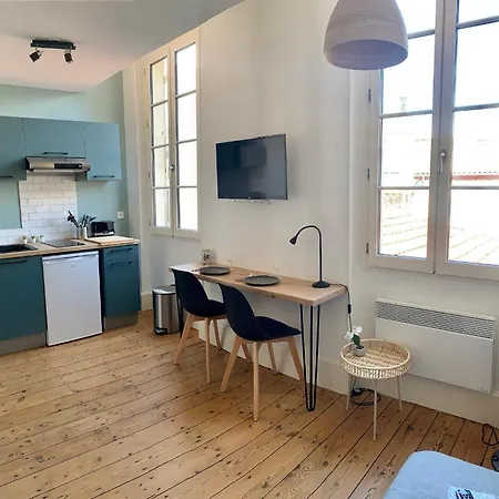 Le Dumon 4 - Studio Neuf Lumineux Calme - Wifi - Gare 200M Agen Buitenkant foto